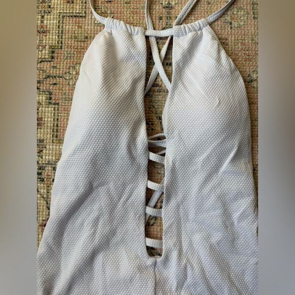 New RACHEL Rachel Roy Pique Lattice Cutout One Piece Swimsuit White Small - Picture 5 of 7